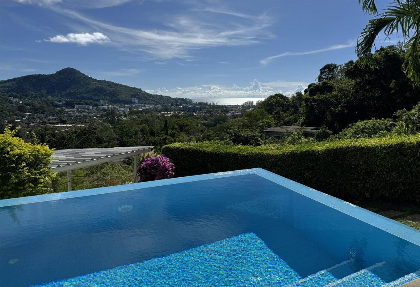 Heights Villa *